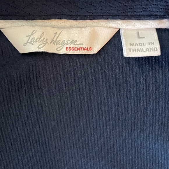 ⛳️Like New LADY HAGEN Women's Lg Sleeveless Navy Top. Subtle diamond pattern - Picture 4 of 7